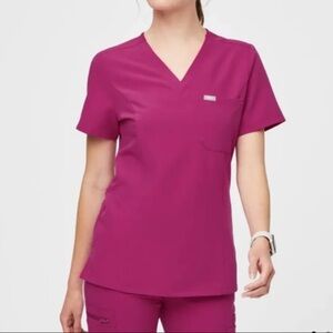 FIGS Catarina One Pocket Scrub Top - Raspberry Sorbet - Small